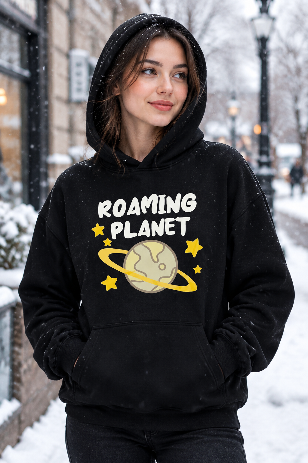 هودی زنانه و مردانه وارداتی مشکی طرح Roaming Planet - کد۱۸